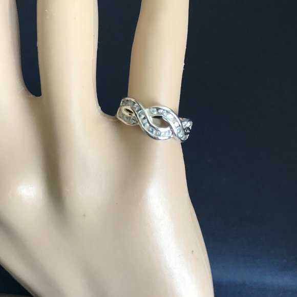 Silver CZ Ring - Picture 1 of 6